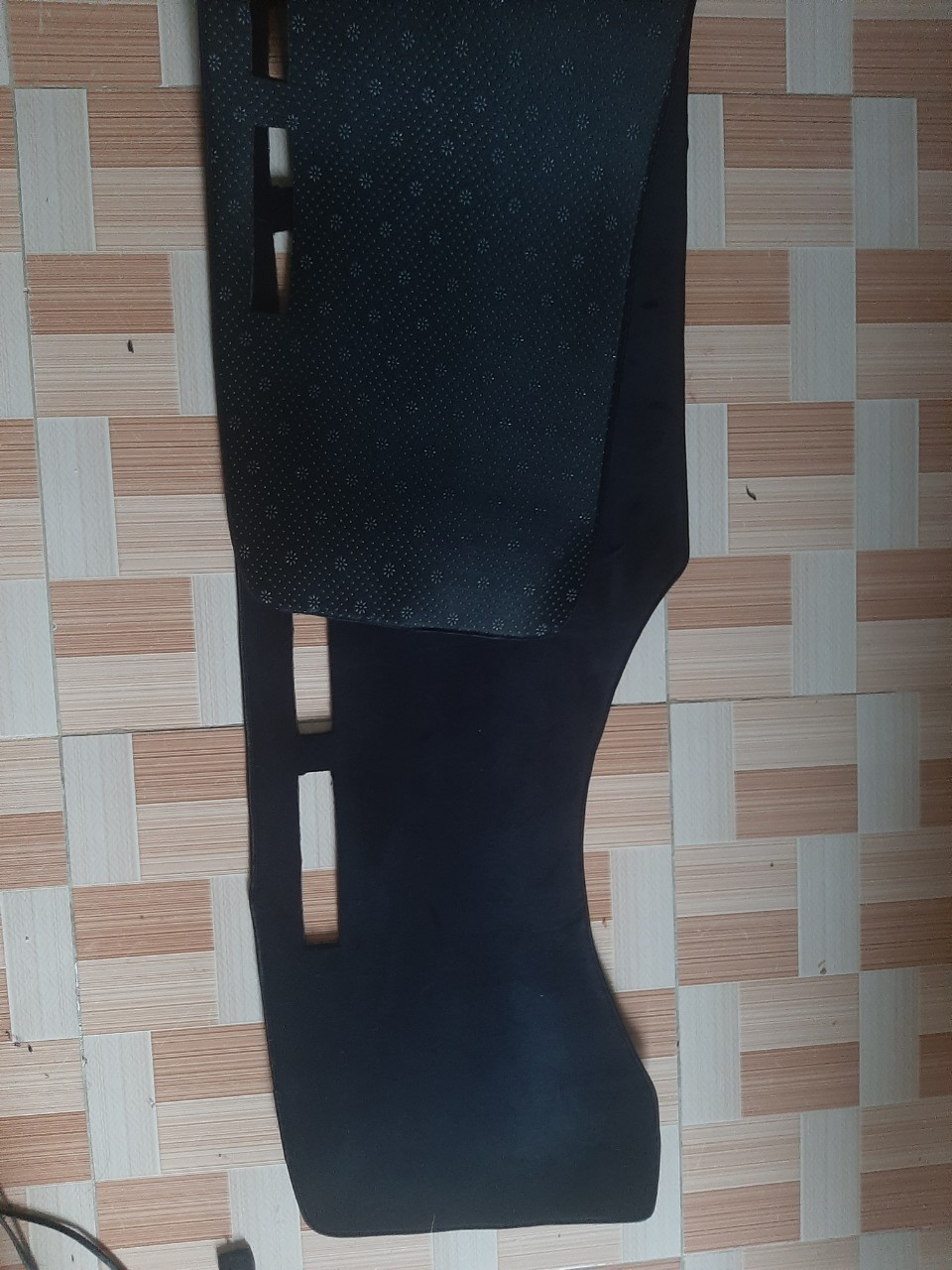 Thảm Lót Chống Nắng Taplo Xe Tải Đô Thành IZ65